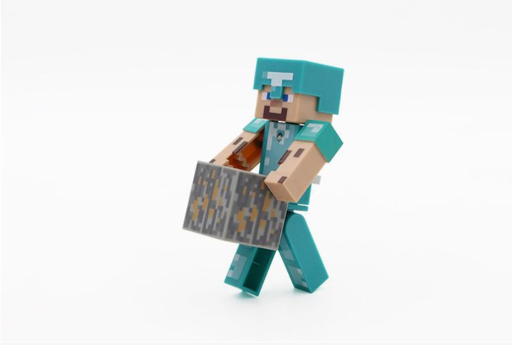 Игровой набор Minecraft фигурки Стив, Крипер, Голем, житель и аксессуары - изображение 2