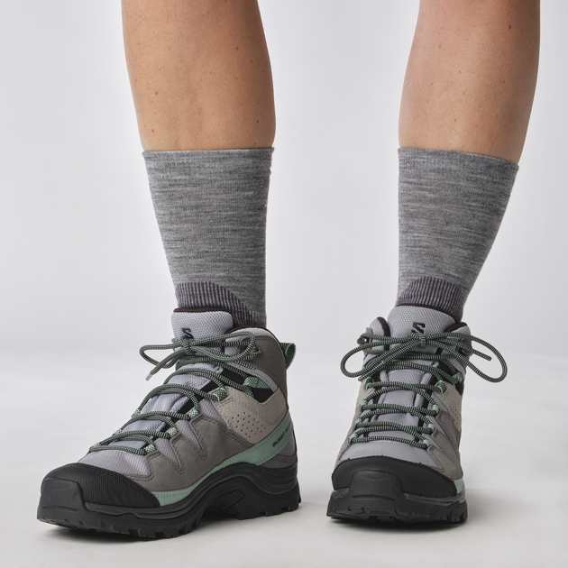 Женские демисезонные ботинки низкие для треккинга с Gore-Tex Salomon Quest Rove Gtx W L47181600 36.5 (6US/4UK) 22.5 см Quarry/Qush/Black (195751268400) - Фото 2 Женские демисезонные ботинки низкие для треккинга с Gore-Tex Salomon Quest Rove Gtx W L47181600 36.5 (6US/4UK) 22.5 см Quarry/Qush/Black (195751268400) - изображение 2