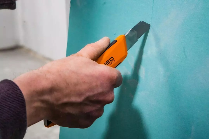 Ніж із сегментним лезом NEO Tools 18 мм 63-060 (5907558420777) - зображення 8