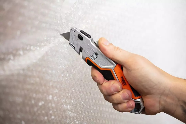 Ніж з трапецієподібним лезом NEO Tools 1+5 лез 63-706 (5907558472325) - зображення 8