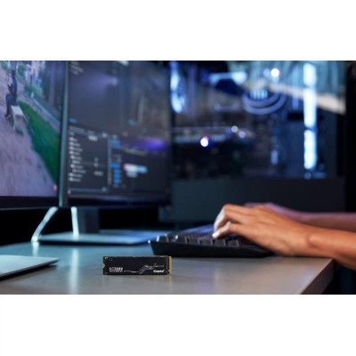 Накопитель SSD M.2 2280 2TB Kingston (SKC3000D/2048G) - изображение 2