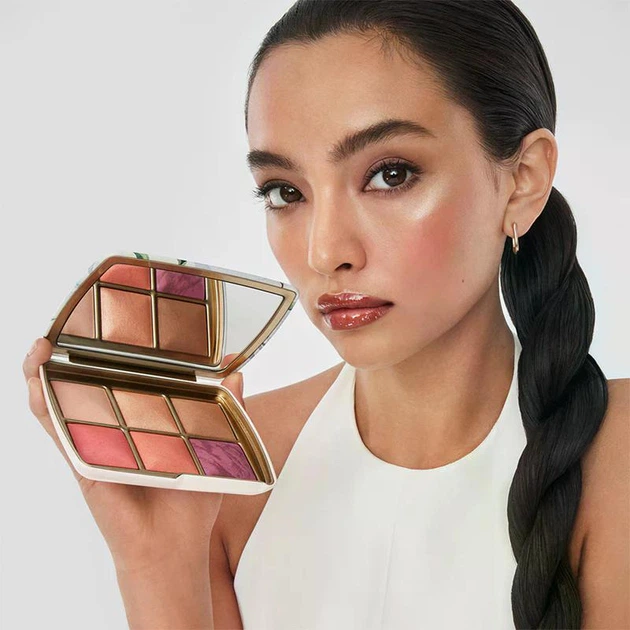 лімітована Палетка ルビー　50カラット HOURGLASS  Кінь Horse edit lighting ambient Hourglass 置物