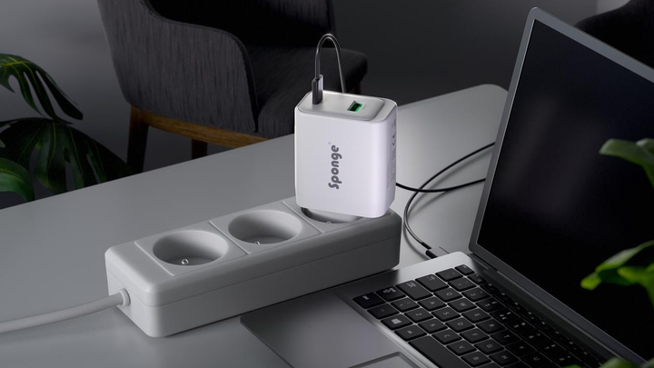Ładowarka sieciowa Sponge Charger C3 GaN 1 x USB-A + 1 x USB-C 65 W White (703674402360) - obraz 2