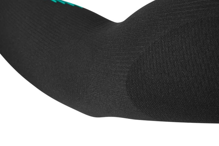 Компрессионные рукава Reebok Knitted Compression Arm Sleeve черный S (RRSL-15033) - Фото 2 Компрессионные рукава Reebok Knitted Compression Arm Sleeve черный S (RRSL-15033) - изображение 2