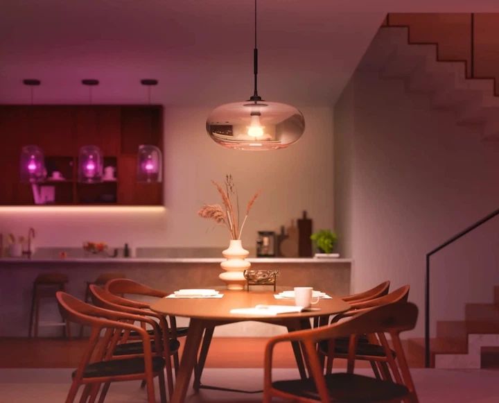 Набір розумних ламп Philips A60 E27-810 (929002489602) - зображення 3