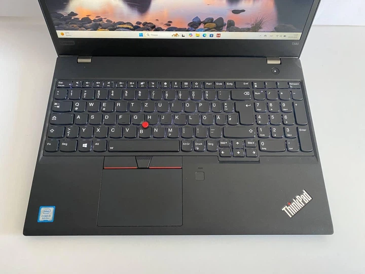Ноутбук Lenovo ThinkPad T580 (i5-8250U / 16GB / SSD 256GB / 15.6