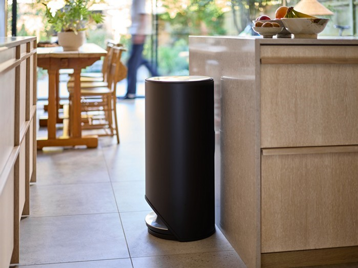 Kosz na śmieci Joseph Joseph Carbon Black Arc 30 l (5028420012651) - obraz 14