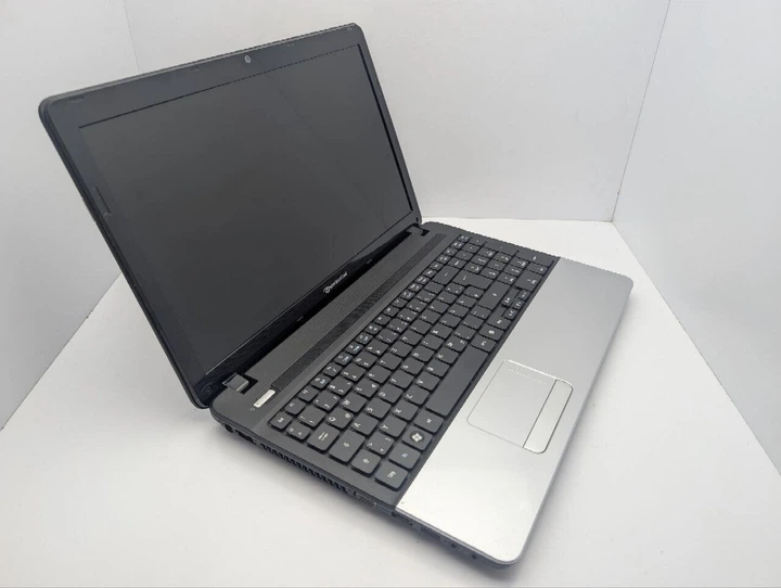 Ноутбук Packard Bell EasyNote TE11BZ / 15.6" (1366x768) TN / AMD E1-1200 (2 ядра по 1.4 GHz) / 6 GB DDR3 / 120 GB SSD / AMD Radeon HD 7310 Graphics / WebCam / DVD-ROM б/у - Фото 6 Ноутбук Packard Bell EasyNote TE11BZ / 15.6" (1366x768) TN / AMD E1-1200 (2 ядра по 1.4 GHz) / 6 GB DDR3 / 120 GB SSD / AMD Radeon HD 7310 Graphics / WebCam / DVD-ROM б/у - изображение 6