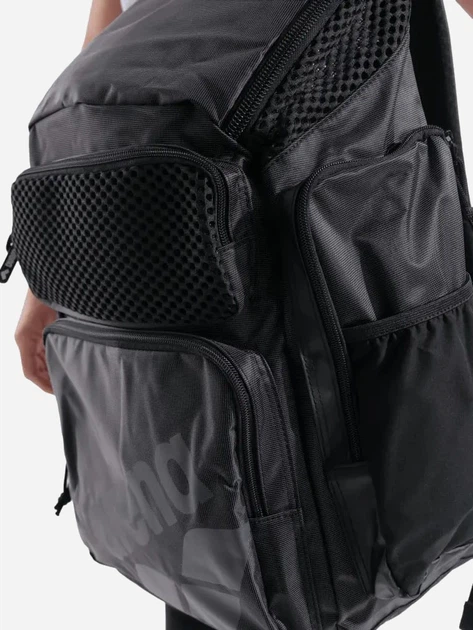 Рюкзак спортивный 45 л вмещает формат А4 Arena One Go Backpack 45L 010231-100 Черный (3468337635918) - изображение 7
