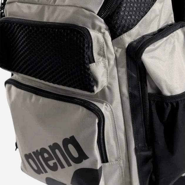 Рюкзак спортивный 45 л вмещает формат А4 Arena One Go Backpack 45L 010231-800 Бежевый (3468337653851) - изображение 8