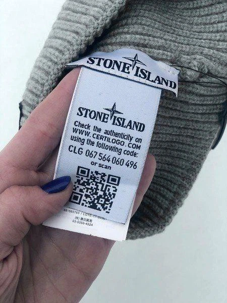 Шапка Stone Island Grey Сірого кольору - Фото 2 Шапка Stone Island Grey Сірого кольору - зображення 2