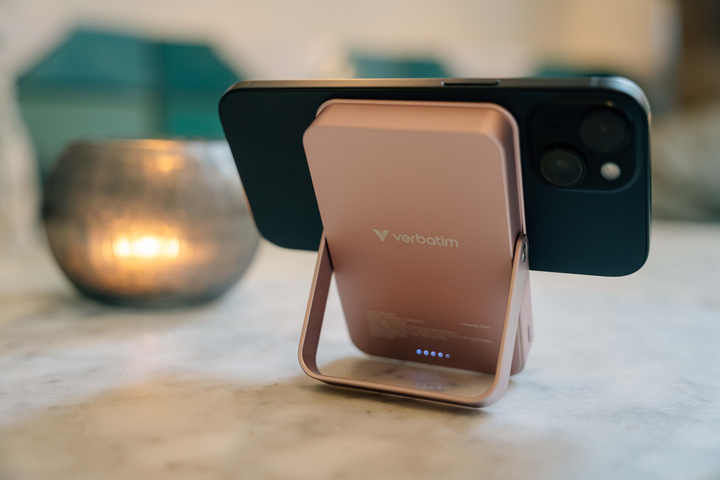 Power Bank Verbatim Charge 'n' Go 10000 mAh Pink (0023942322672) - obraz 4
