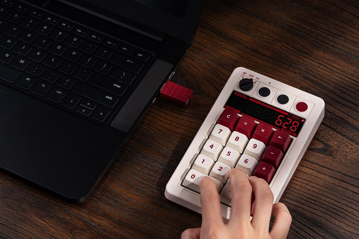 Klawiatura 8BitDo Retro 18 Mechanical Numpad Fami Edition (RET00463) - obraz 4