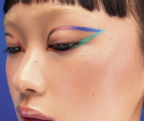 Sephora Collection Eyeliner 12h — разноцветный карандаш с