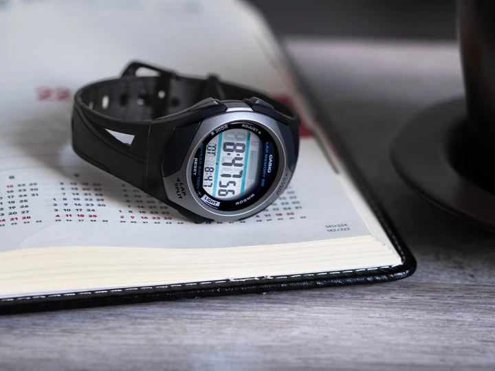 Наручные часы Casio TIMELESS COLLECTION STR-300C-1VEF - изображение 5