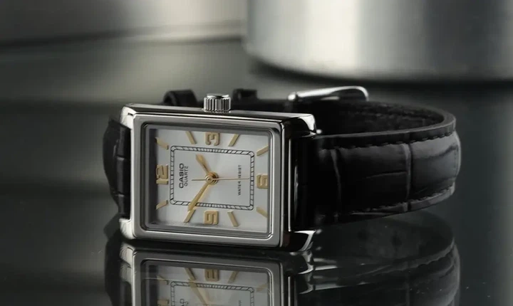 Жіночий годинник Casio LTP-1234PL-7A2EF - зображення 4