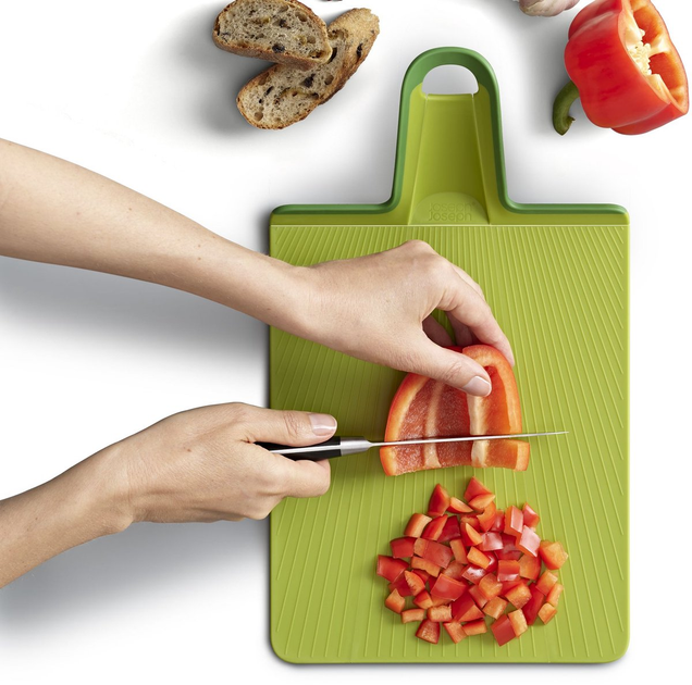 Deska do krojenia Joseph Joseph Chop2Pot składana zielona 45x26.3 cm (5028420005080) - obraz 6