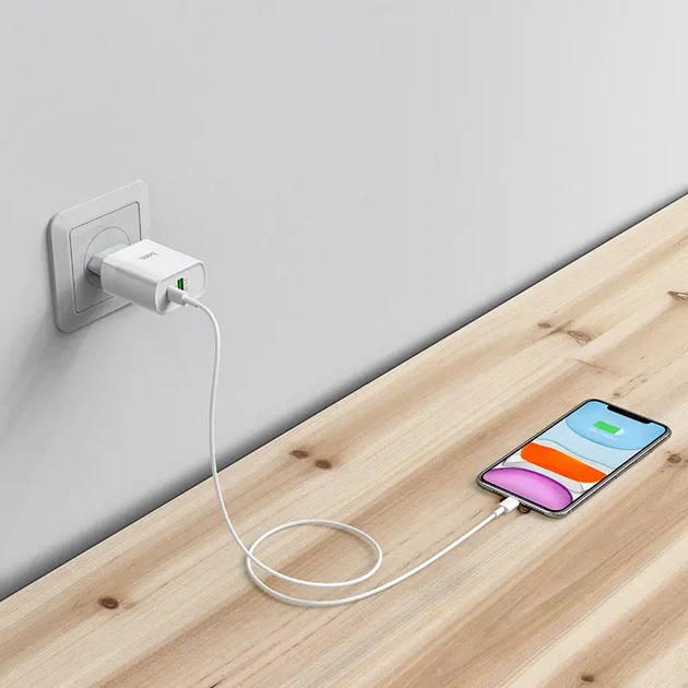 Зарядне HOCO 1USB 1Type-C PD20W QC3.0 3.1A білe - Фото 3 Зарядне HOCO 1USB 1Type-C PD20W QC3.0 3.1A білe - зображення 3