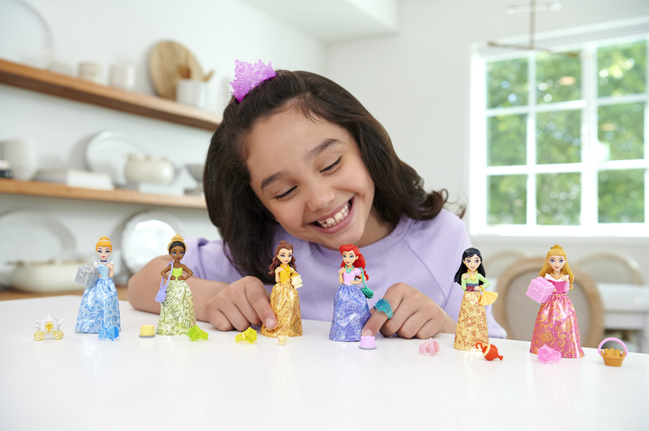 Zestaw niespodzianka Disney Princess Royal Color Reveal z mini lalką księżniczką (HMK83) (194735130016) - obraz 14