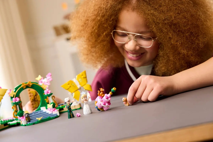Конструктор LEGO Wicked День весілля Глінди 476 елементів (75688) (5702017812960) - зображення 8