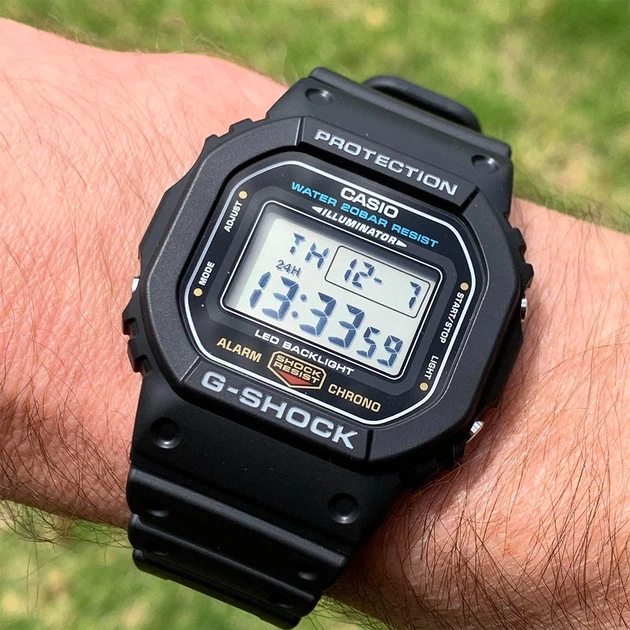 Чоловічий годинник CASIO G-Shock DW-5600UE-1ER – купити онлайн на