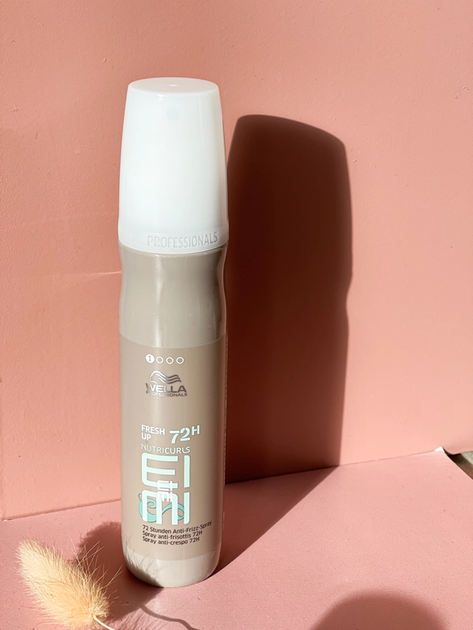 Spray do włosów Wella Professionals EIMI Nutricurls Fresh Up 72H 150 ml (4064666212883) - obraz 2