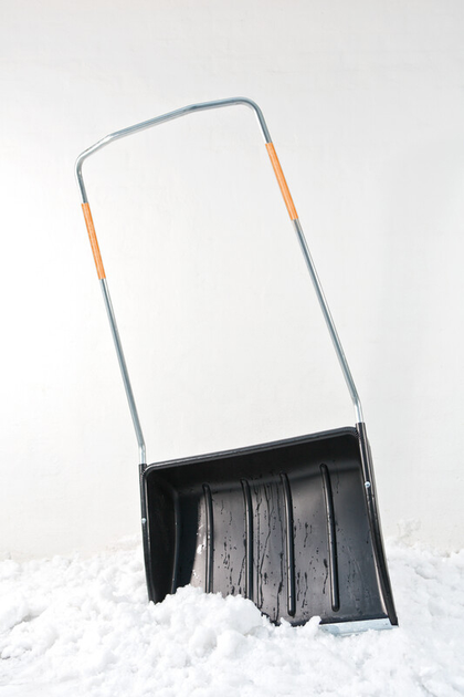 Скрепер для прибирання снігу Fiskars SnowXpert (1003470) - зображення 4