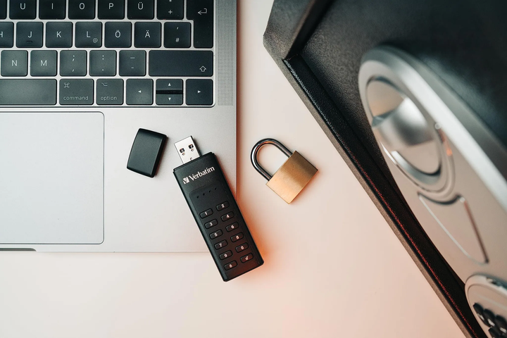 Pendrive Verbatim Keypad Secure 64GB USB 3.0 z klawiaturą (23942494287) - obraz 9