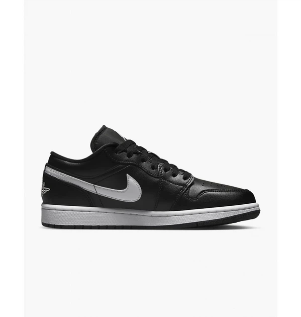 Кроссовки женские Jordan 1 Low 37.5 Черный DV0990-001 - изображение 4
