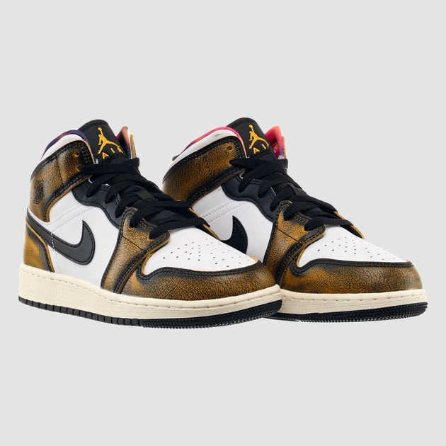 Кроссовки женские Jordan 1 Mid Se (Gs) 38 Белый DQ8418-071 - Фото 5 Кроссовки женские Jordan 1 Mid Se (Gs) 38 Белый DQ8418-071 - изображение 5