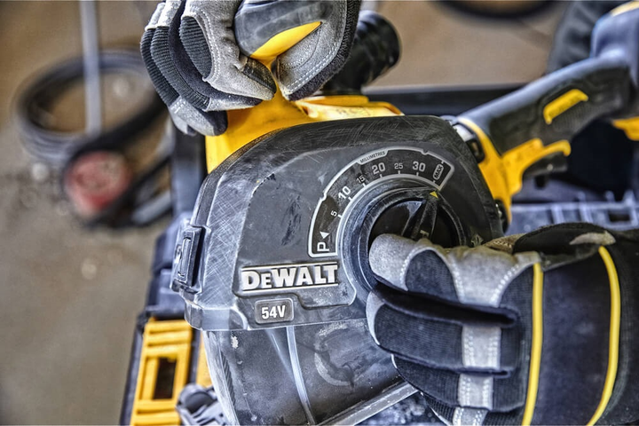 Akumulatorowa bezszczotkowa frezarka do rowków DeWalt DCG200NT bez akumulatora i ładowarki - obraz 4