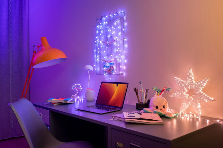 Світлодіодна Smart LED гірлянда Twinkly Candies Pearl RGB 200 IP20 12 м USB-C кабель Зелений (TWKP200RGB-G) - зображення 8