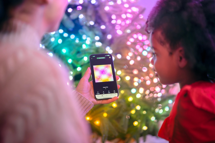Світлодіодна Smart LED гірлянда Twinkly Candies Pearl RGB 200 IP20 12 м USB-C кабель Зелений (TWKP200RGB-G) - зображення 13