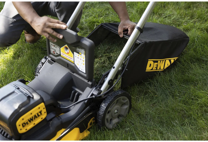 Газонокосарка акумуляторна DeWalt DCMWP134N - зображення 13