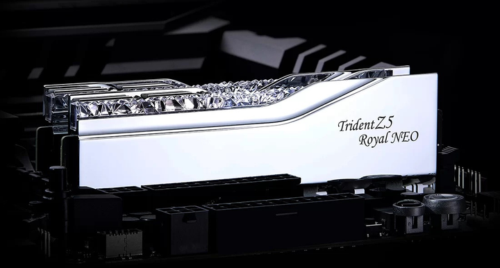 Pamięć RAM G.Skill DDR5-6000 65536MB PC5-48000 (Kit of 2x32768MB) Trident Z5 Royal Neo (F5-6000J2836G32GX2-TR5NS) - obraz 5
