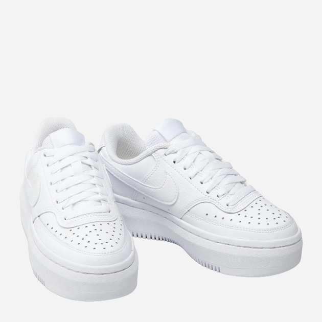 Sneakersy damskie skórzane Nike W Court Vision Alta Ltr DM0113-100 35.5 (5US) 22 cm Białe (195237045167) - obraz 2