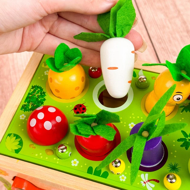 しふぉん様　おもちゃ棚　リピーター割 Amazon.co.jp: Xyanzi おもちゃ・絵本ラック 子供の本棚、12個の