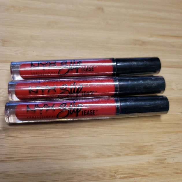 Тонирующее масло для губ NYX Cosmetics Slip Tease Full Color Lip Oil (на выбор) Red Queen (STLO11) - изображение 5