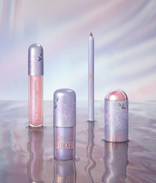 Набор для макияжа r.e.m. beauty x Wicked: For Good Glinda Makeup