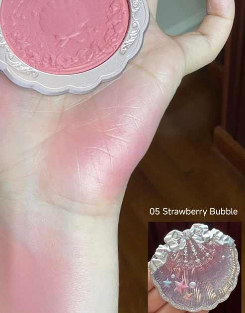 Рум'яна Flower Knows Shell's Jewel Silk Satin Blush (05 Strawberry