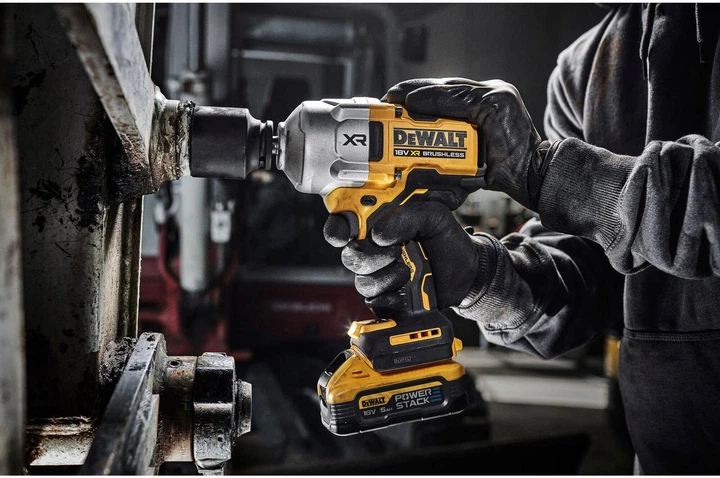 Гайкокрут ударний DeWALT, безщітковий, XR Li-Ion PowerStack 18 В, 5 Аг, 1626 Нм (на зрив 2372 Hm), 0-1200 об/хв, 0-1890 уд/хв, - Фото 6 Гайкокрут ударний DeWALT, безщітковий, XR Li-Ion PowerStack 18 В, 5 Аг, 1626 Нм (на зрив 2372 Hm), 0-1200 об/хв, 0-1890 уд/хв, - изображение 6