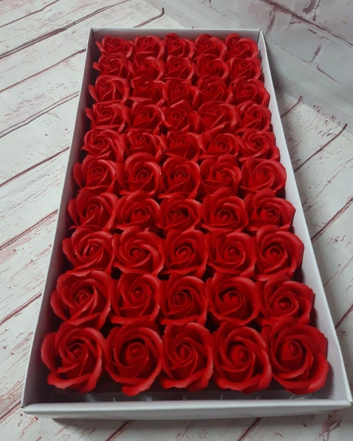 Мильні троянли червоні, квіти з мила для флористів - Фото 1 Мильні троянли червоні, квіти з мила для флористів - зображення 1