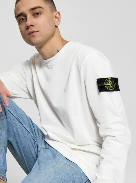 Свитшот Stone Island белого цвета в размере XL. Свитер Стоун
