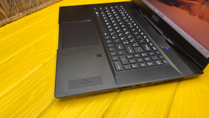 Ноутбук Msi Stealth GS77 (17.3" FHD IPS/144 Hz,Core i9-12900H,RTX 3060 6 GB) (5185) Б/У - Фото 3 Ноутбук Msi Stealth GS77 (17.3" FHD IPS/144 Hz,Core i9-12900H,RTX 3060 6 GB) (5185) Б/У - изображение 3