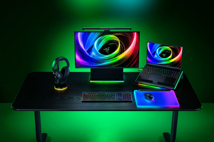 Klawiatura bezprzewodowa Razer BlackWidow V4 Low-Profile HyperSpeed Orange Switch Wireless/Bluetooth/USB Black (RZ03-05270800-R3M1) - obraz 12