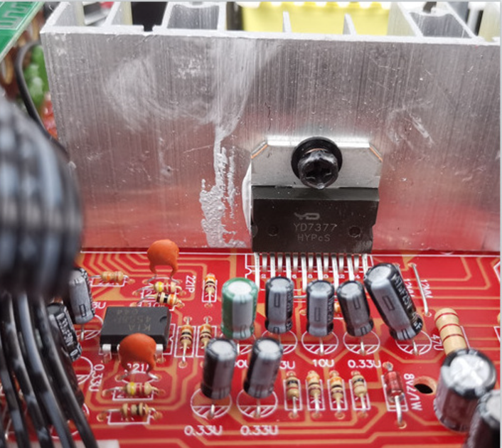 Підсилювач потужності двоканальний 300+300Вт, DiscRadio BT-298А, 12В, 220Вт, Bluetooth 5.0 - Фото 7 Підсилювач потужності двоканальний 300+300Вт, DiscRadio BT-298А, 12В, 220Вт, Bluetooth 5.0 - зображення 7