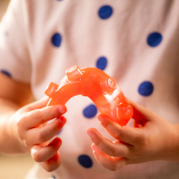 Układanka sensoryczna Goliath Jelly Blox Buduj i układaj 2w1 w walizce 931693 (8720077316935) - obraz 3