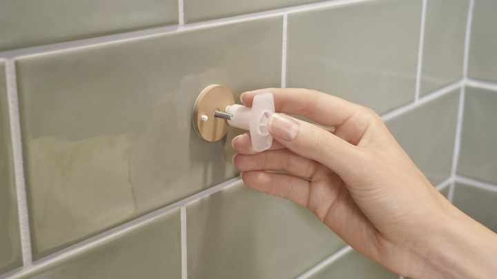 Półka pod prysznic TESA ALUXX samoprzylepna dwupoziomowa Czarna (405070000000) - obraz 5