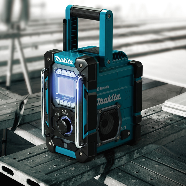 Odbiornik radiowy Makita DMR300 z ładowarką (0088381899512) - obraz 17