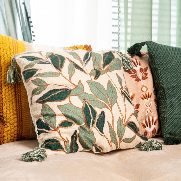 Poszewka Homla Ragna wyszywana w liście z frędzlami Beżowa z zielonym 45 x 45 cm (5904183854953) - obraz 6